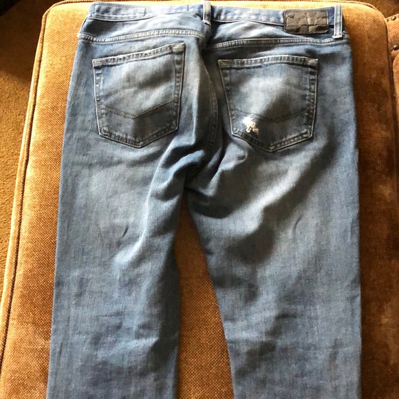 Bullhead Jeans - Picture 3 of 3